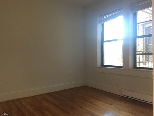 Building Photo - 100 Warrenton St