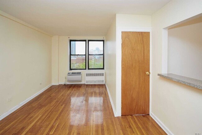 Building Photo - 53-11 90th St