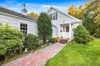 Building Photo - 66 Mann Lot Rd