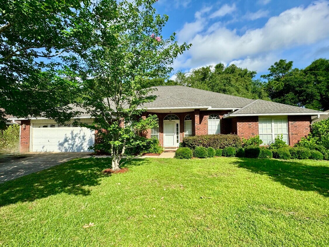Foto principal - 624 Territory Ln