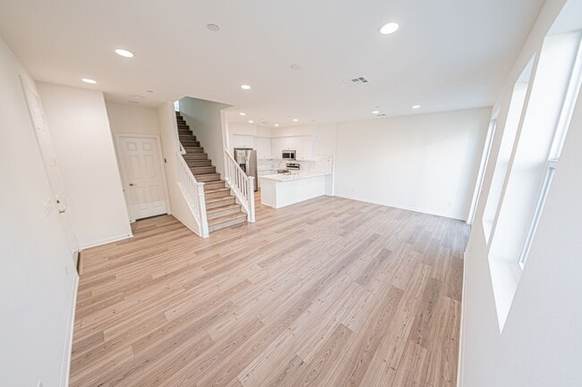 Building Photo - Brand New 3 Bedroom