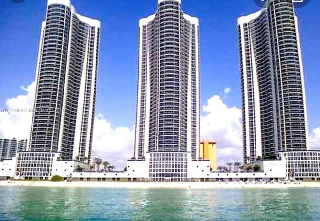 Foto del edificio - 16001 Collins Ave