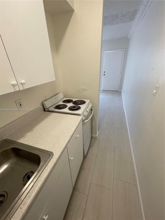 Foto del edificio - 4740 NW 7th Ave