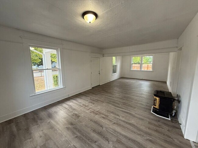 Foto del edificio - 2350 Marion St SE