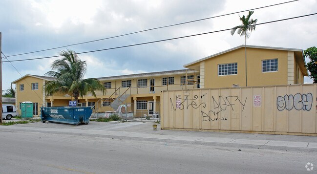 Foto del edificio - 410 SW 15th St