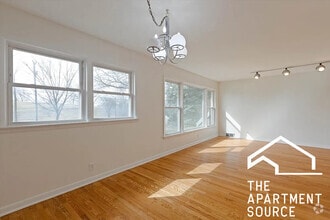 Building Photo - 4538 Dempster St