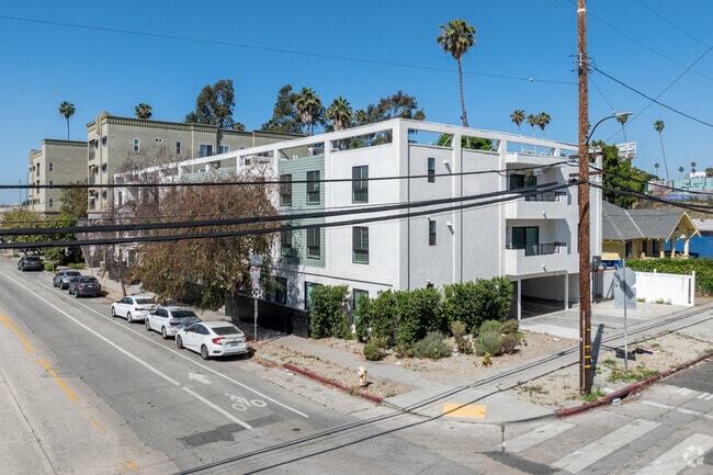 Building Alternate - The Stanley Off Sunset