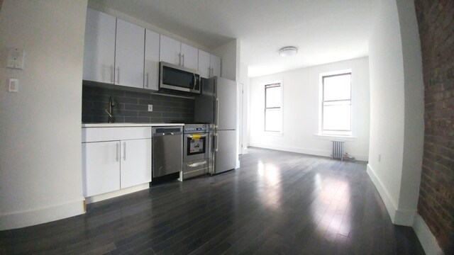 Foto principal - 41 E 1st St
