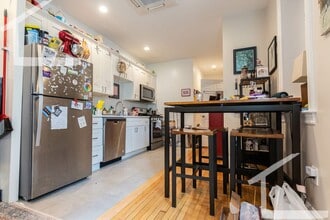 Building Photo - 15 Gardner St