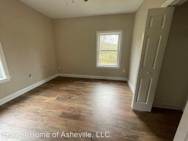 Building Photo - 3 br, 2 bath House - 2396 New Leicester Hwy