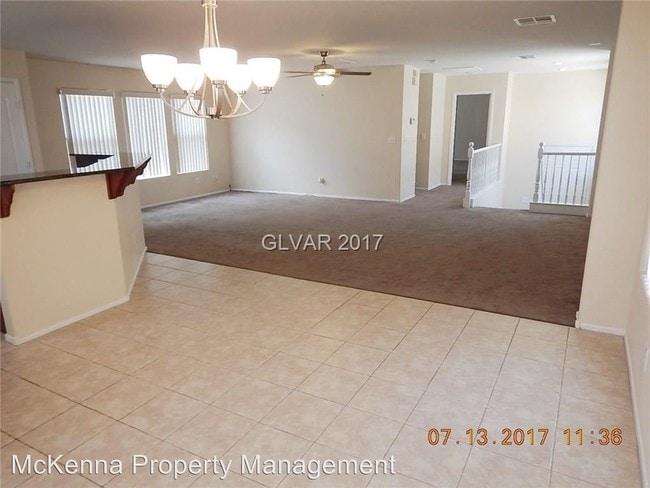 Building Photo - 11868 Bella Luna St