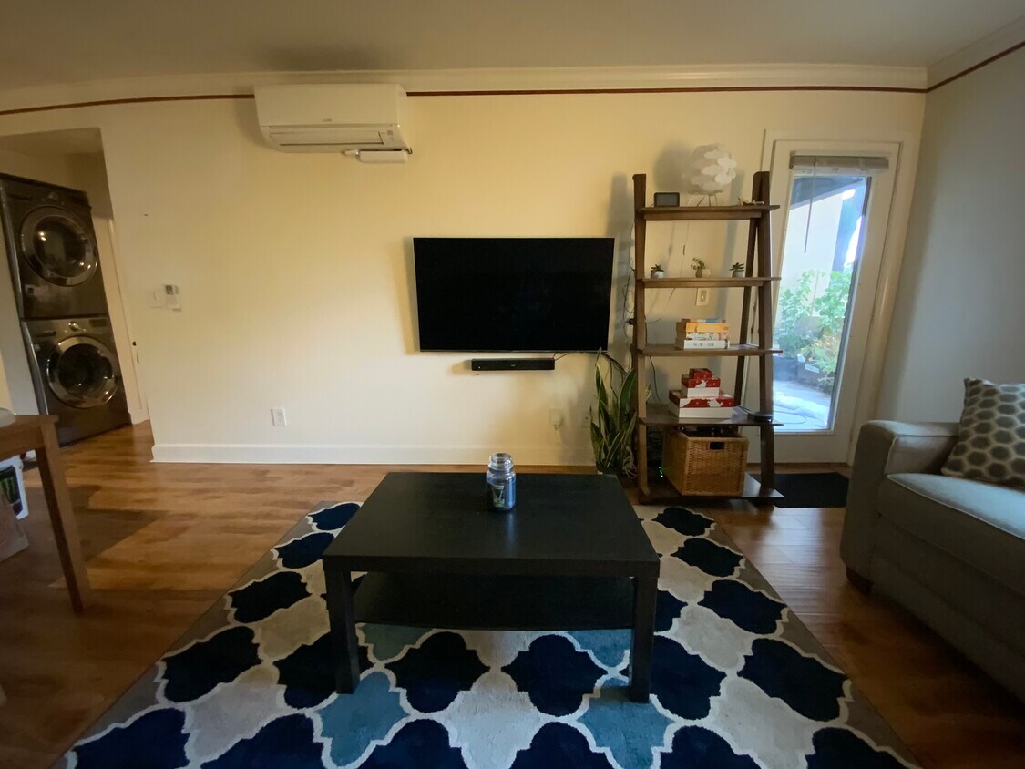 Foto principal - 3520 Lebon Dr