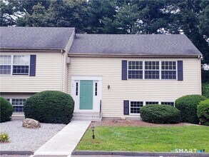 Building Photo - 10 Brantwood Dr