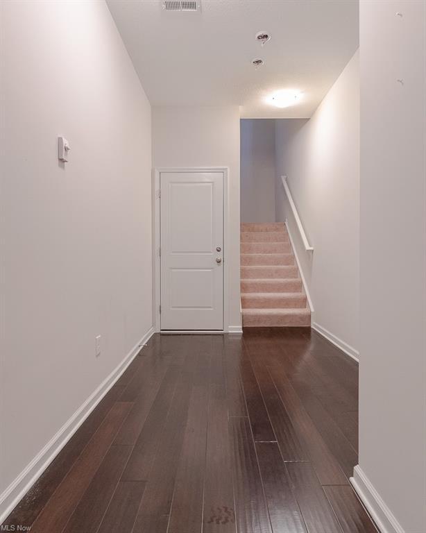 Building Photo - 55 Ashbourne Dr