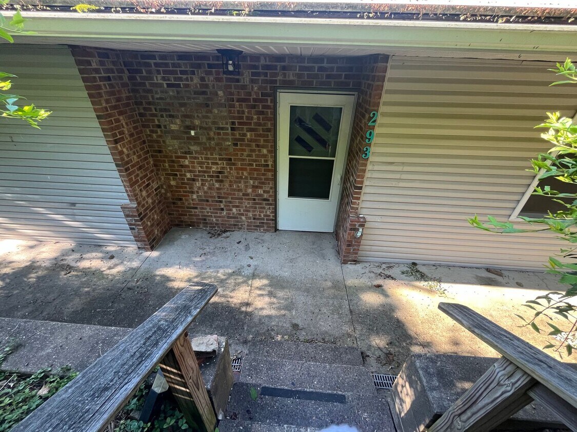 Primary Photo - 293 Pine St, Glenville, WV 26351