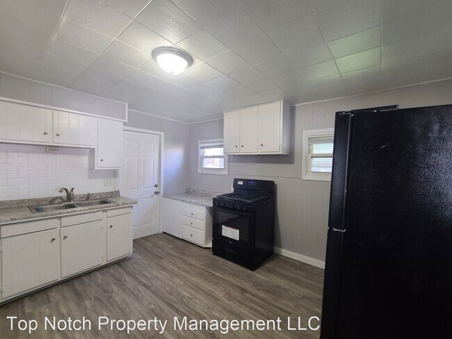 Foto del edificio - 2 br, 1 bath House - 1443 W 4th St