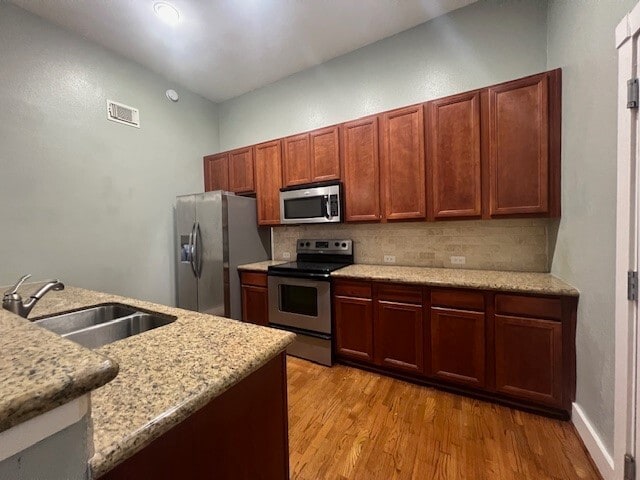 Foto del edificio - 621 21st St