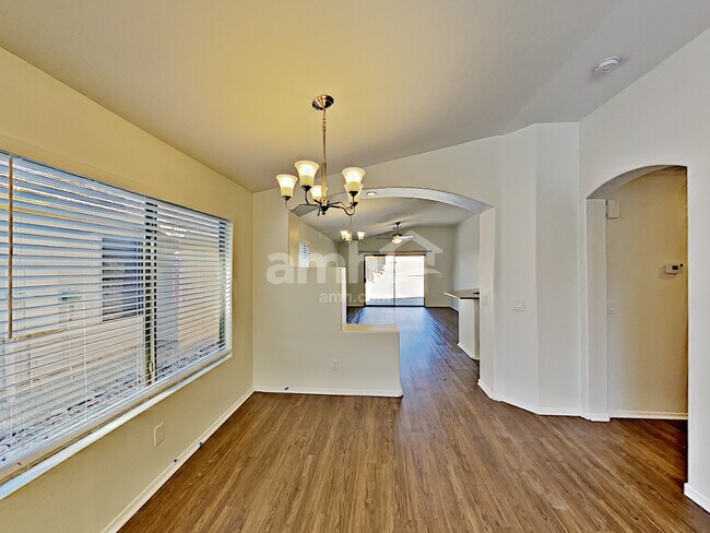 Building Photo - 31106 N Claridge Circle