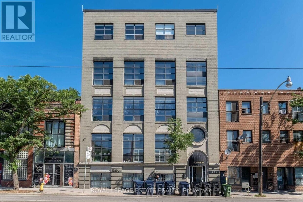 Photo principale - 426-426 Queen St E