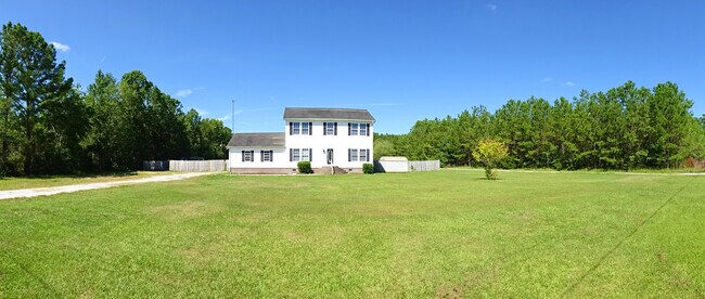 Foto del edificio - 5 Bedrooms with Bonus Room!