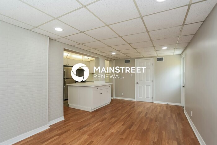 Foto principal - 3 Bedroom Pet-Friendly Home in TAMPA, FL w...