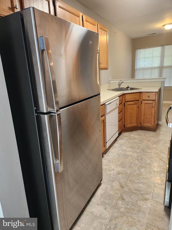 Foto del edificio - 286 Stanton Ct