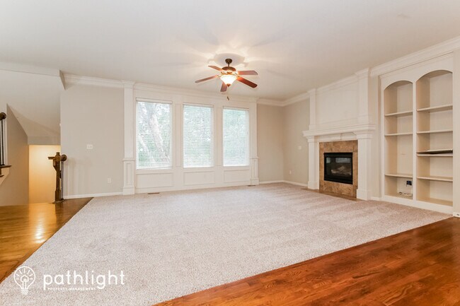 Building Photo - 10117 Miller Lane, Kansas City, KS, 66109