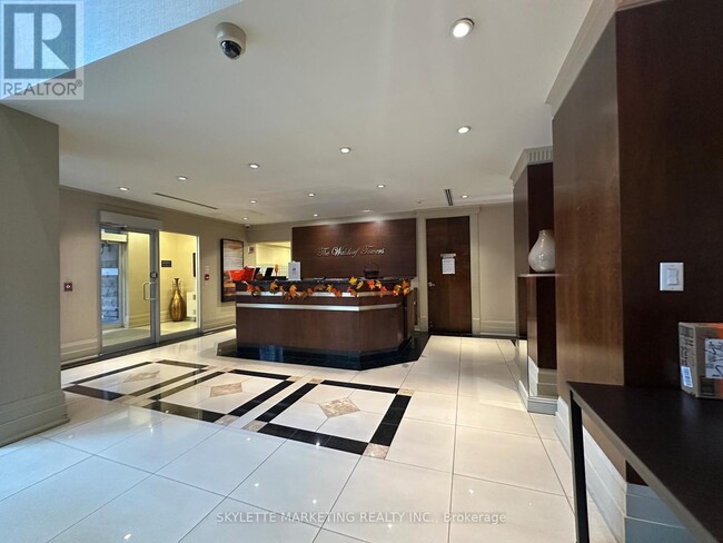 Building Photo - 8 Rean Dr