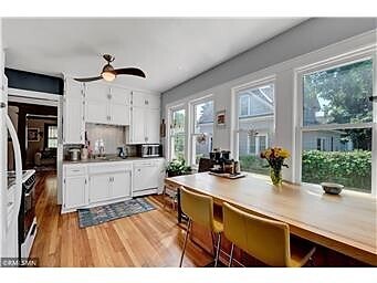 Foto del edificio - 3028 47th Ave S