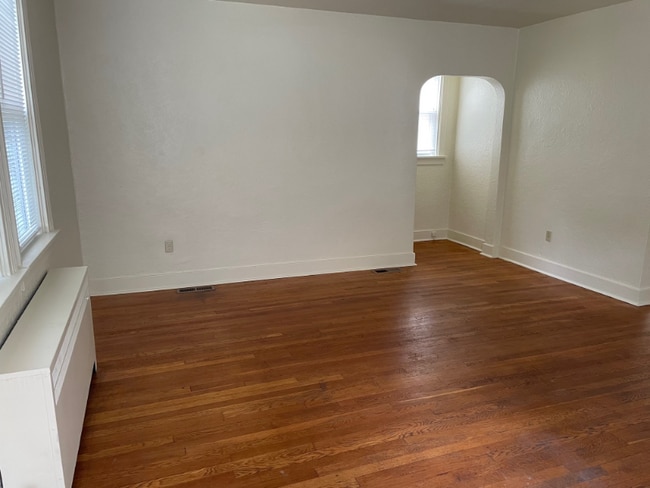 Photo - 5149 Fifth Ave Apartment