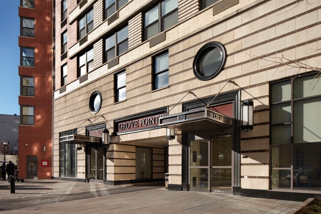 Building Photo - Grove Pointe
