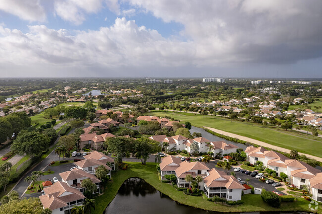 Aerial Photo - Akoya Boca West