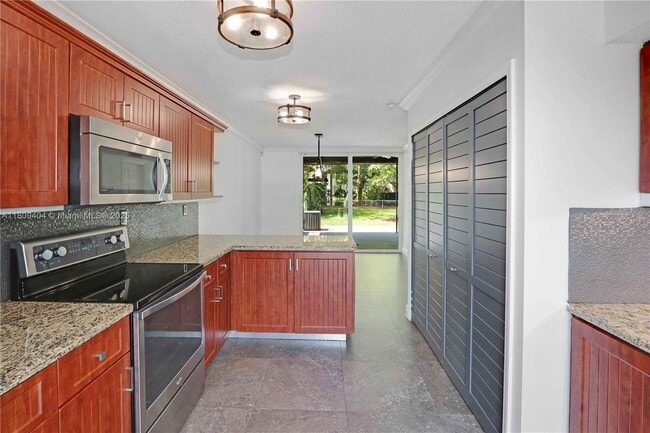 Foto del edificio - 12340 SW 20th Terrace