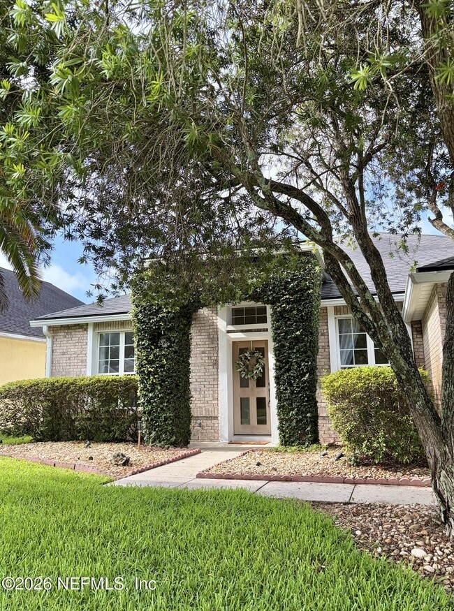 Building Photo - 12962 Brians Creek Dr