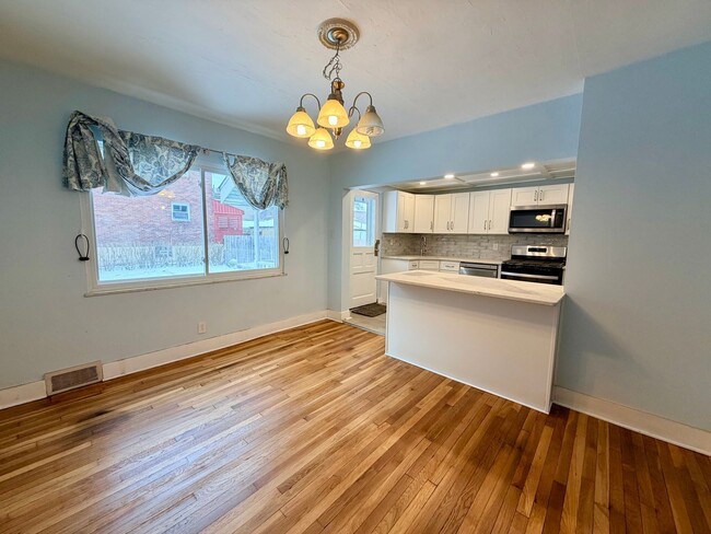 Foto del edificio - 1612 Oak Grove St