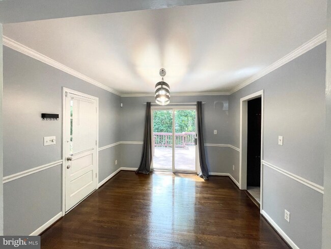 Building Photo - 2604 Roswell Ct