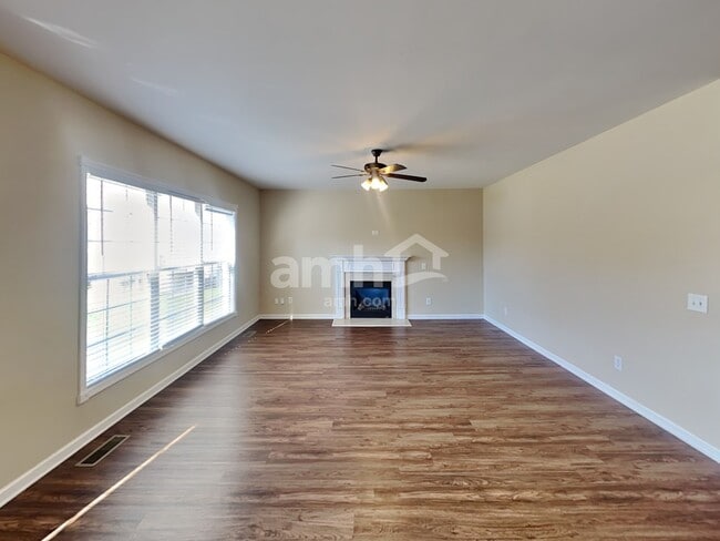 Building Photo - 116 Ruland Cir