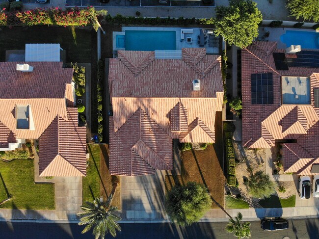 Building Photo - 40270 Eastwood Ln