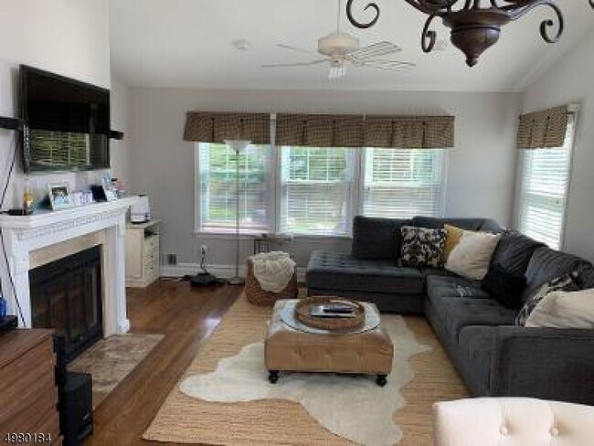 Foto del edificio - 206 Reed Ln