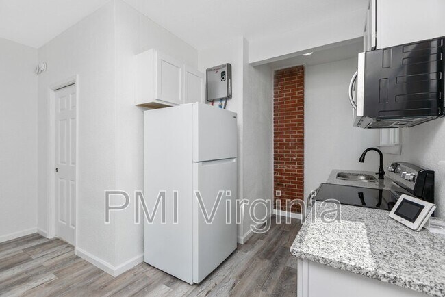 Foto del edificio - 1619 E Ocean View Ave