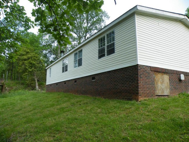 Foto del edificio - 106 Otto Lawter Road