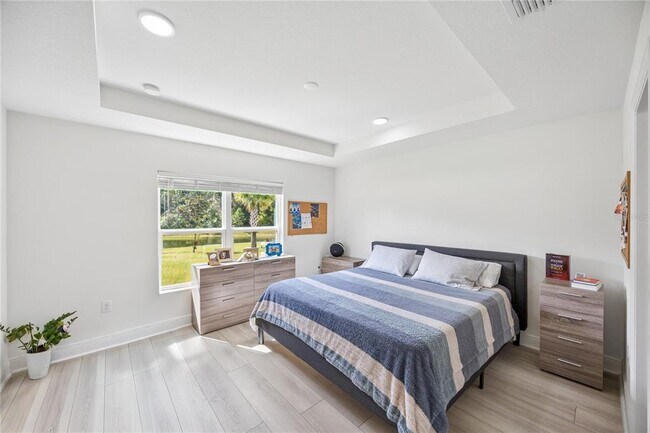 Building Photo - 2892 Sanctuary Dr