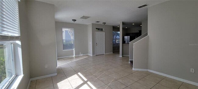 Building Photo - 6510 S Goldenrod Rd