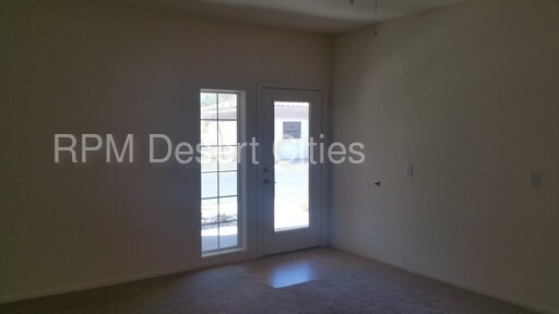 Foto del edificio - 67694 Duke Rd