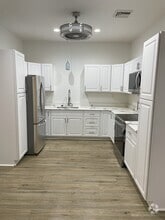 Building Photo - 2115 Harrison Ave