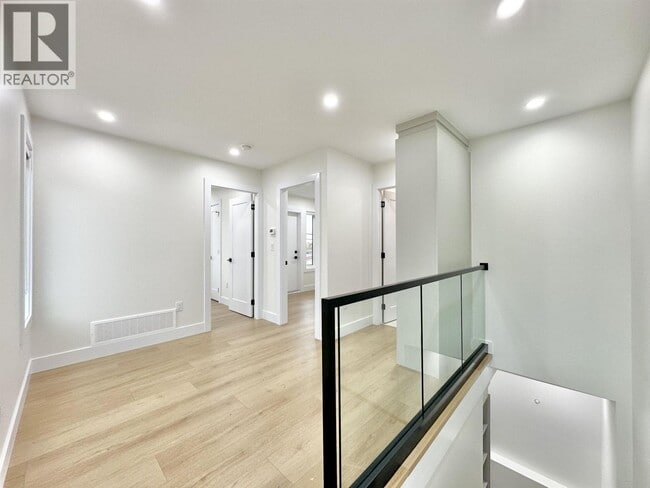 Building Photo - 3850 Union St