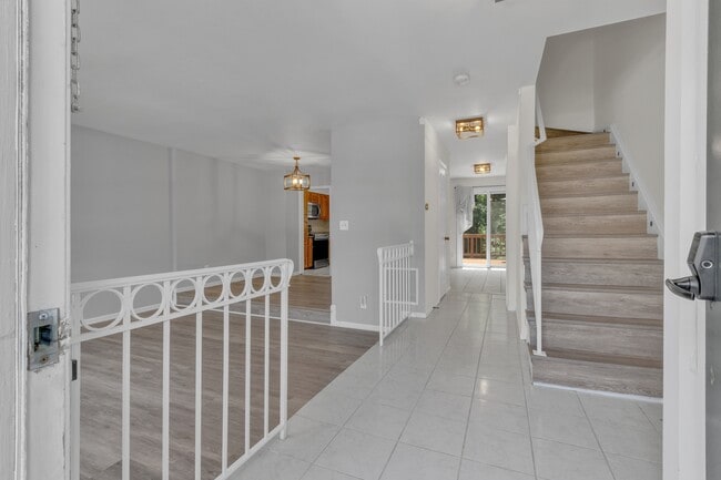 Photo - 8247 Clifton Farm Ct (Alexandria, VA) Townhome