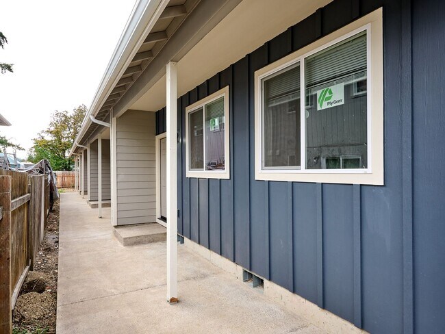 Foto del edificio - 1816 SW 17th Ave