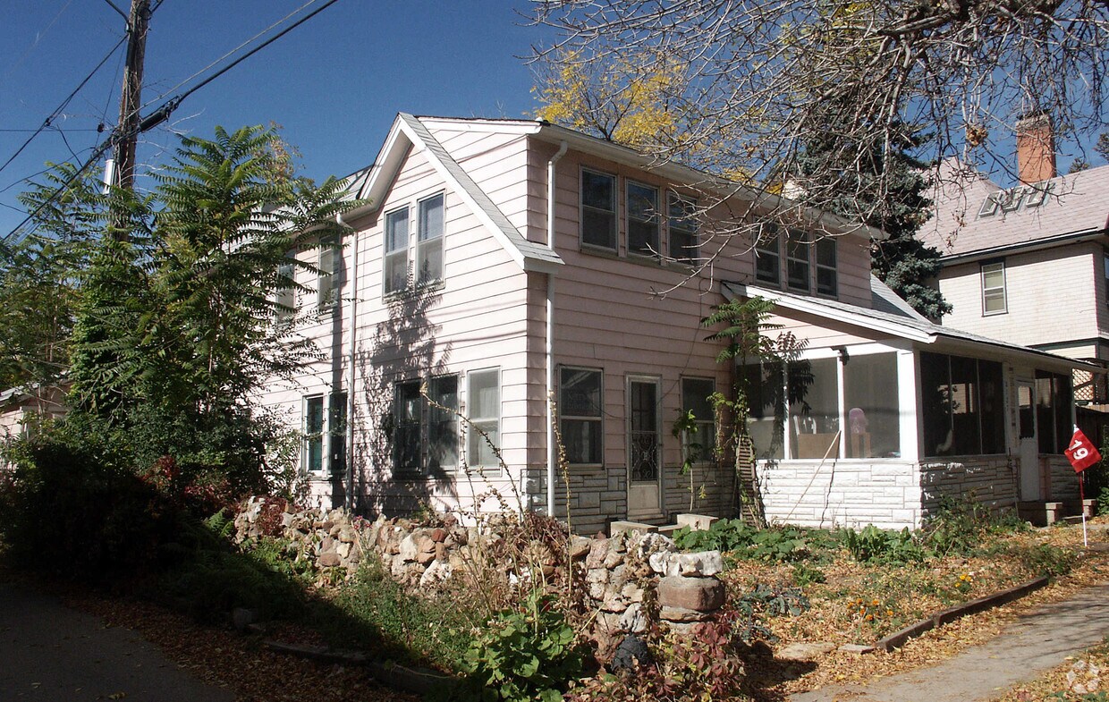Primary Photo - 2127 16th St