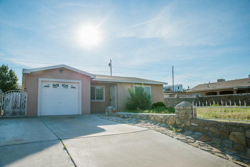 Foto principal - 5242 Creek Trail